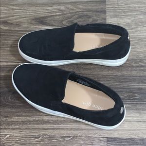 Black madden girl platform Steve madden slip on‘s